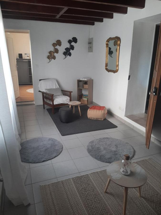 Gite A La Campagne Avec Piscine Biziat Exteriör bild