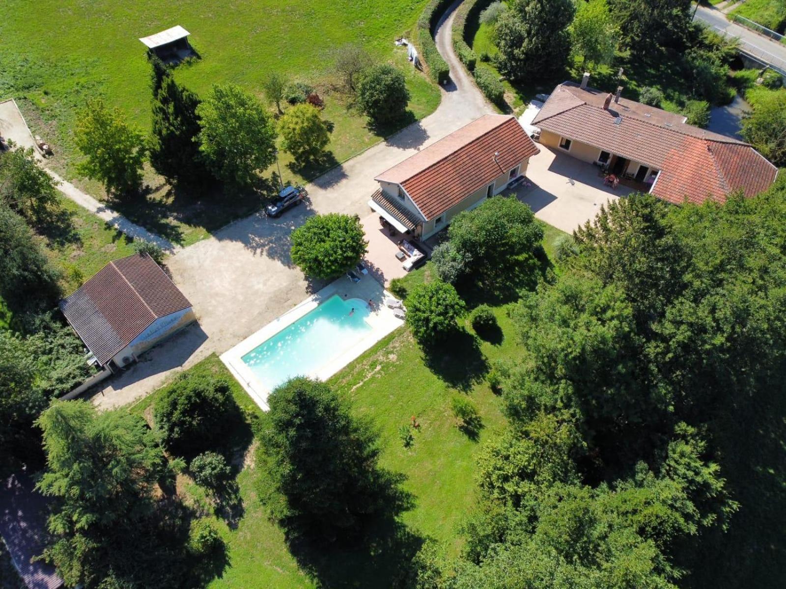 Gite A La Campagne Avec Piscine Biziat Exteriör bild